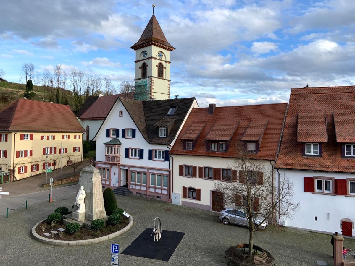 Apartment Im Alten Rathaus Malterdingen Bagian luar foto